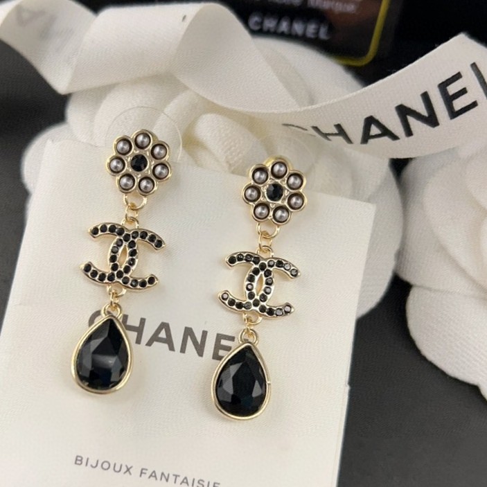 Chanel earing 3lyx747